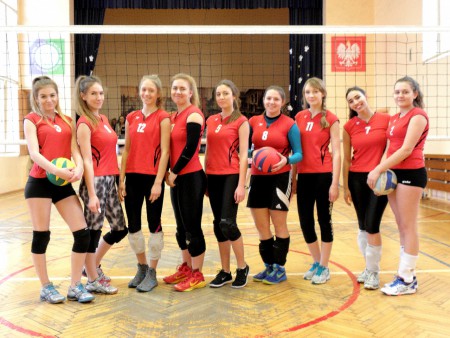 Piłka siatkowa dziewcząt.